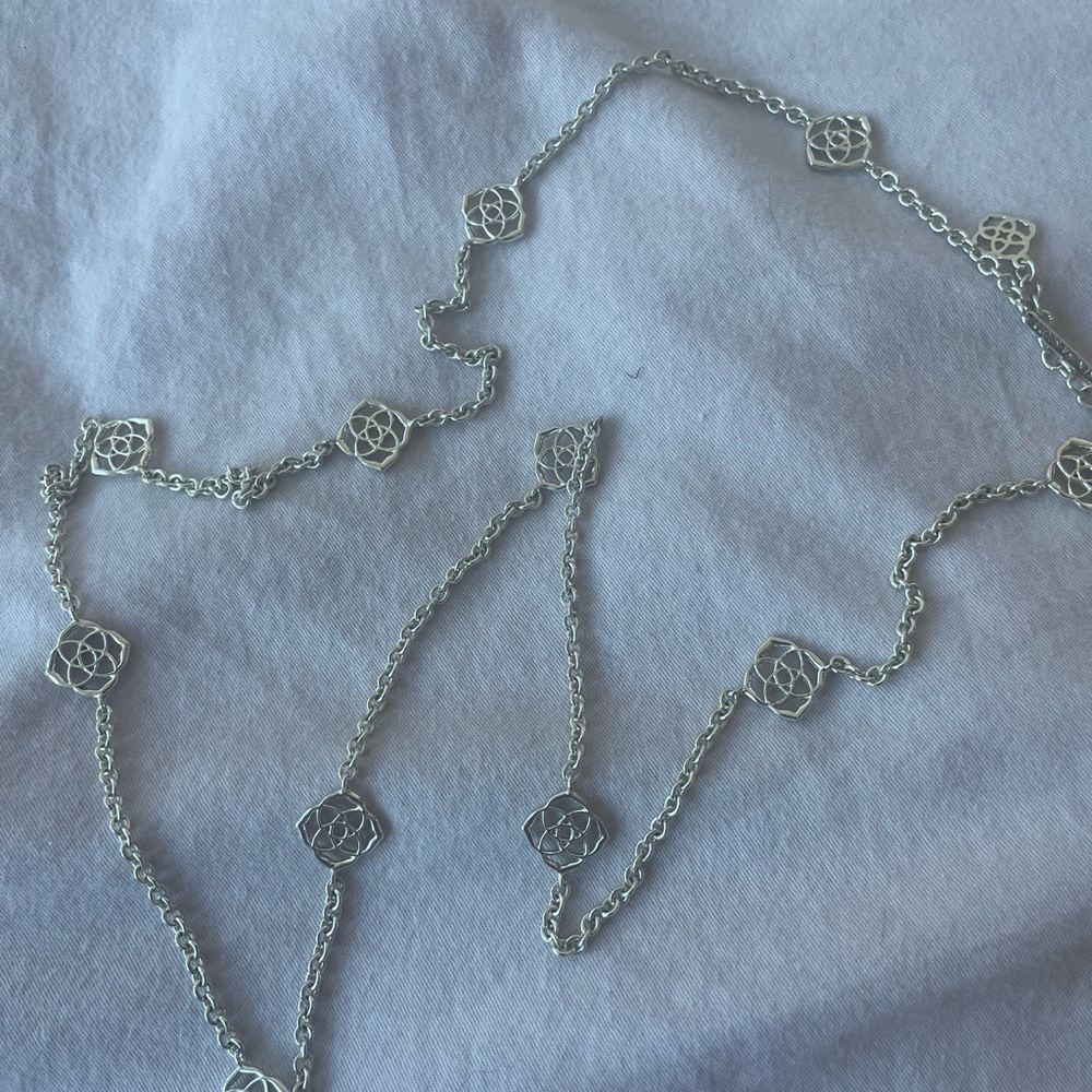 Long Kendra Scott necklace